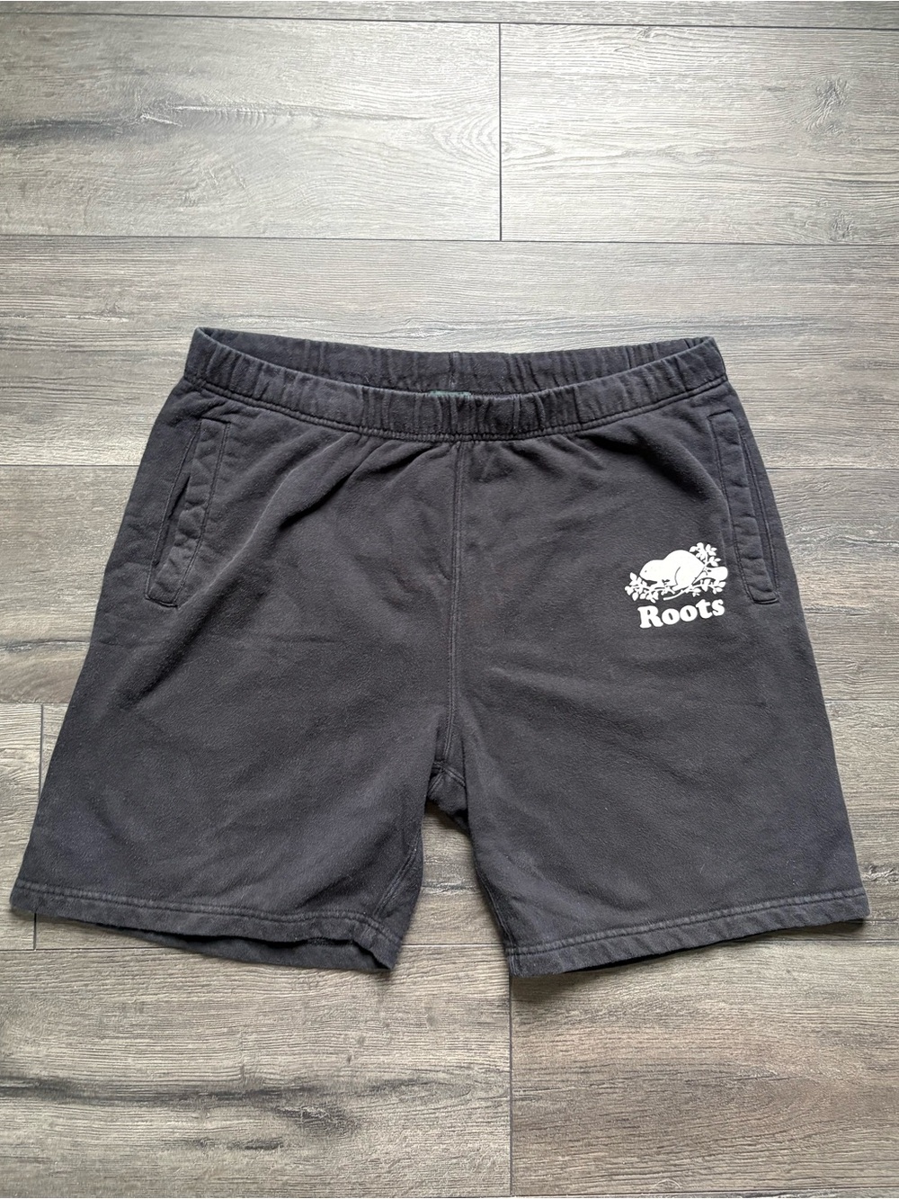 Roots Mens Black Sweat Shorts Pull On Size Large